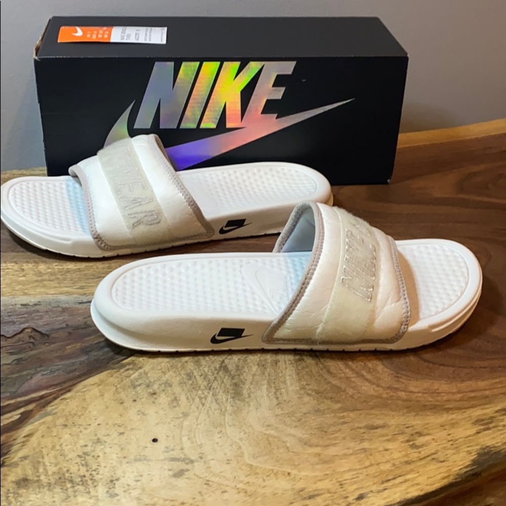 nike velcro letter slides - Picture 3 of 5